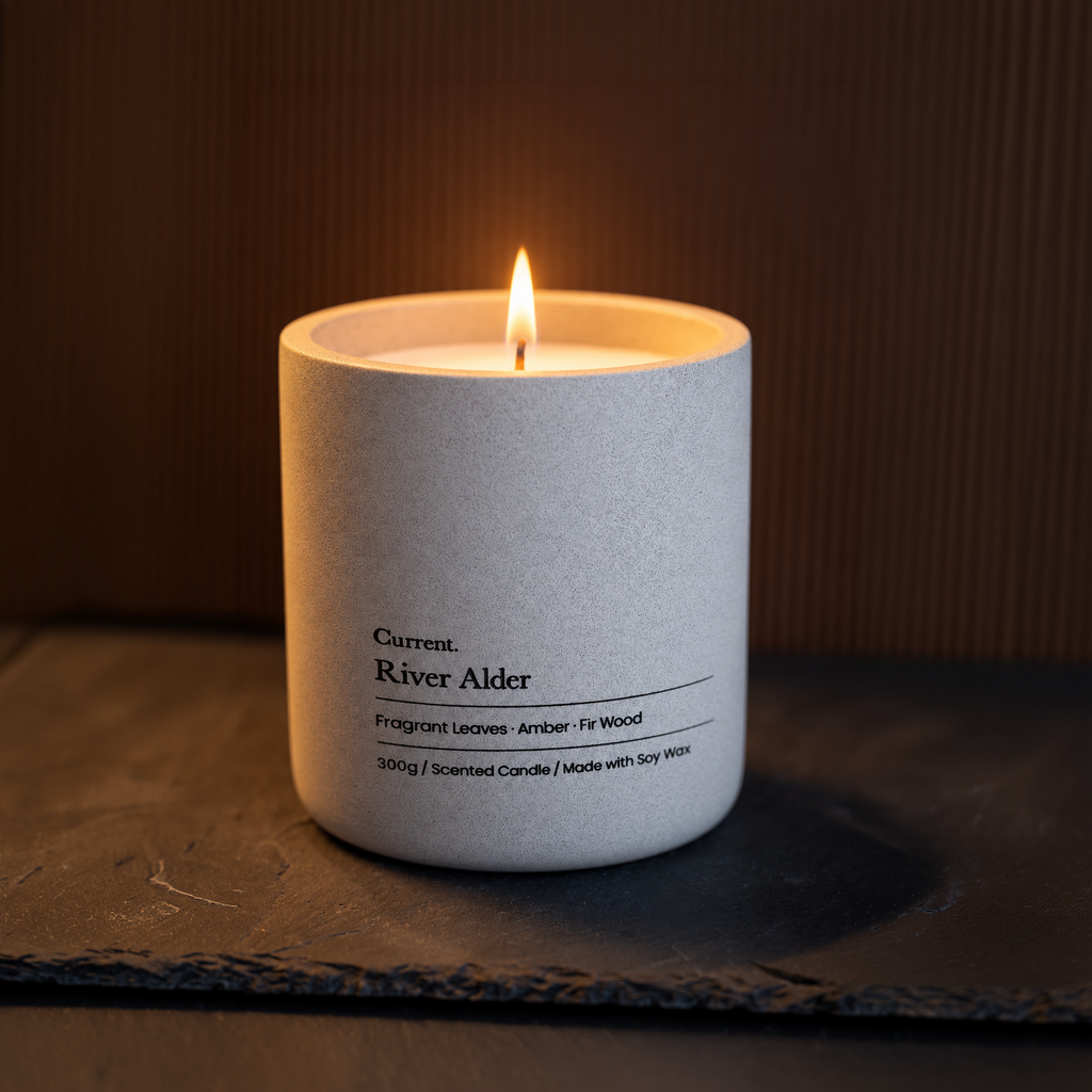 River Alder Scented Candle